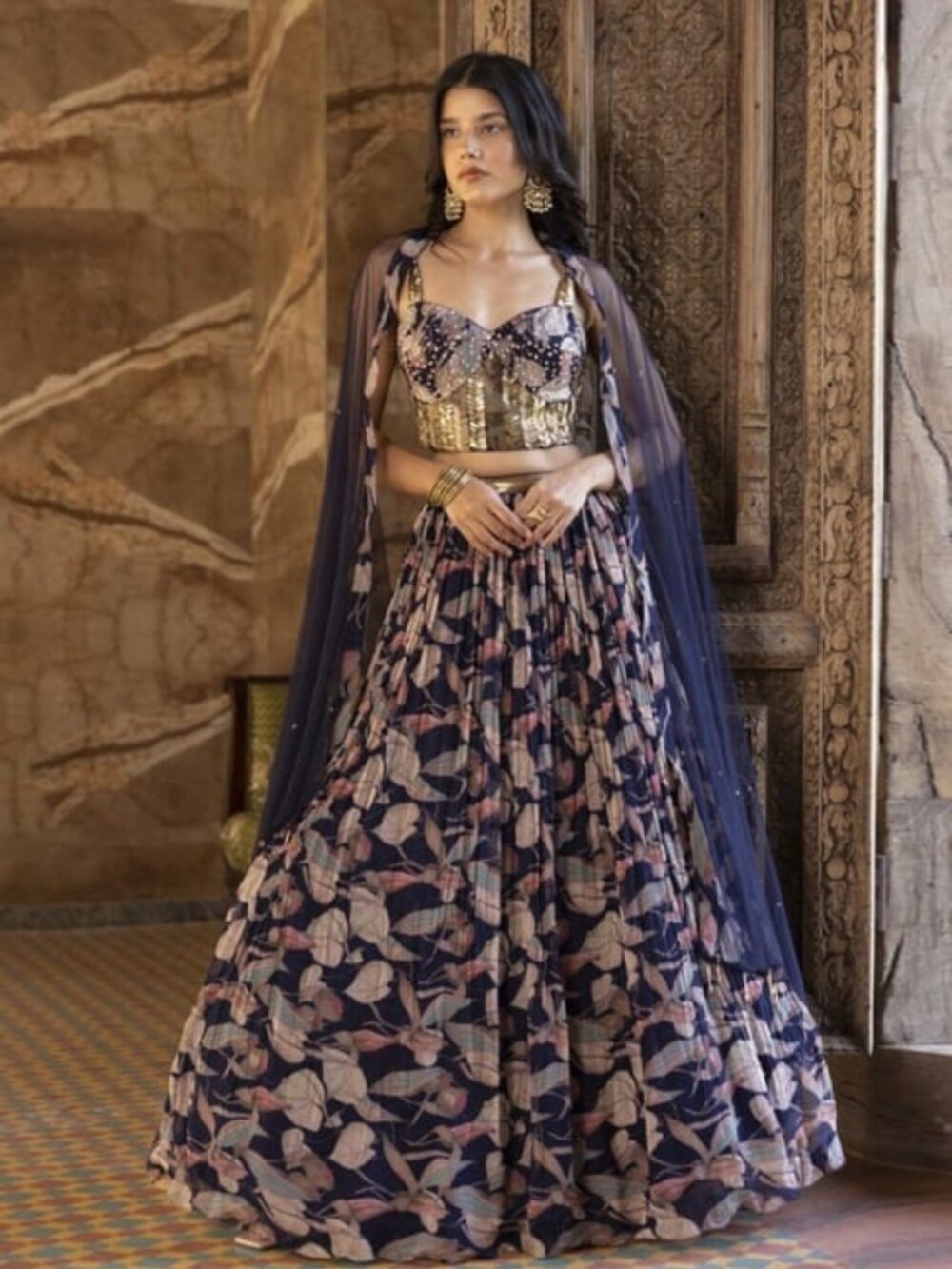 Basanti Kapde aur Koffee Blue Moonlight Floral Lehenga Set Size L